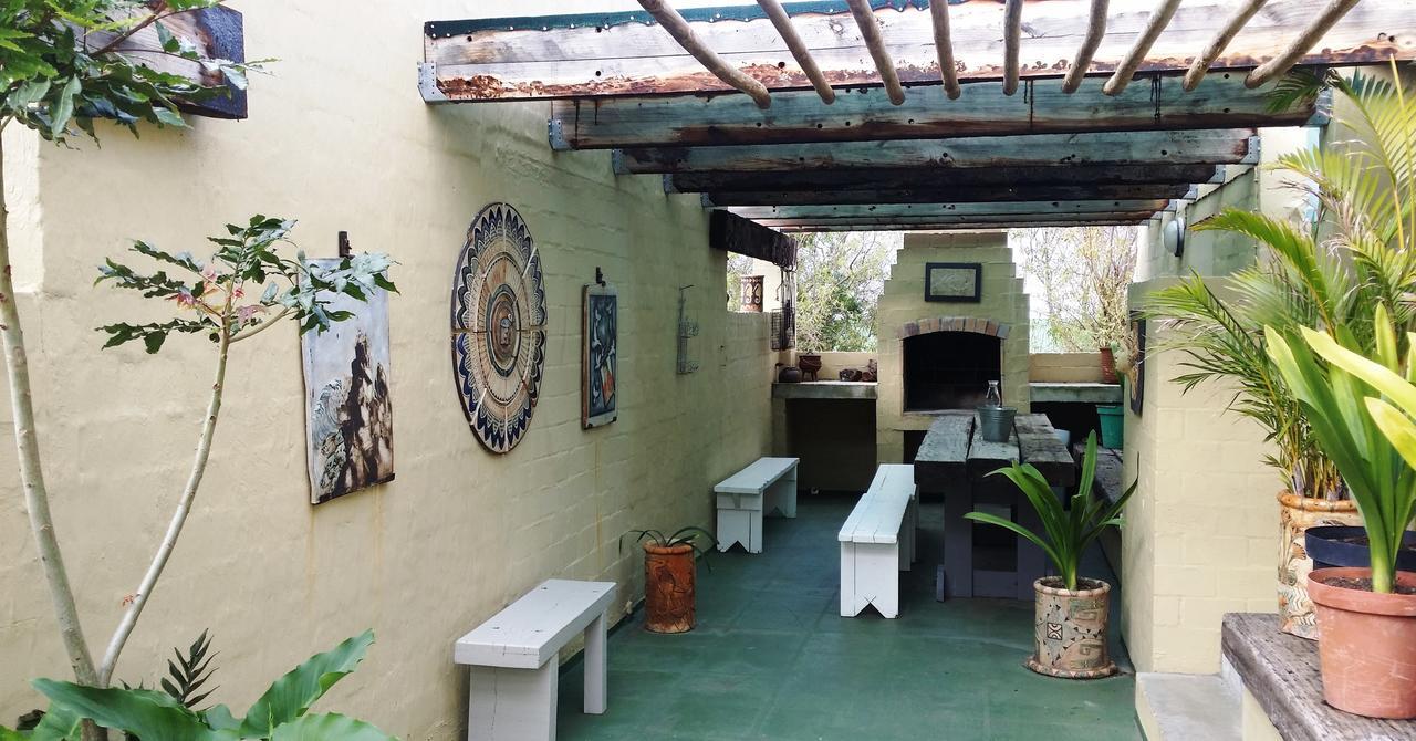 Hornbill House Self Catering Accommodation Херманус Екстериор снимка
