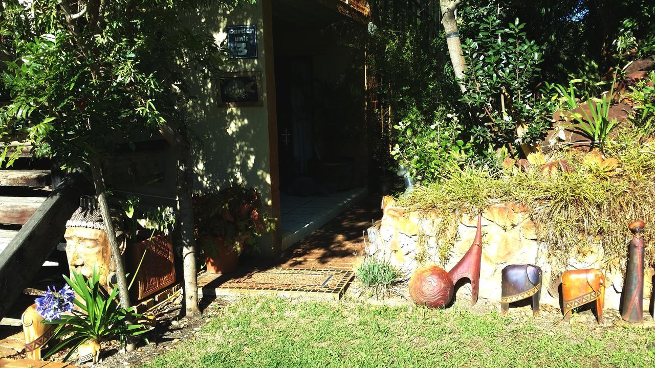Hornbill House Self Catering Accommodation Херманус Екстериор снимка