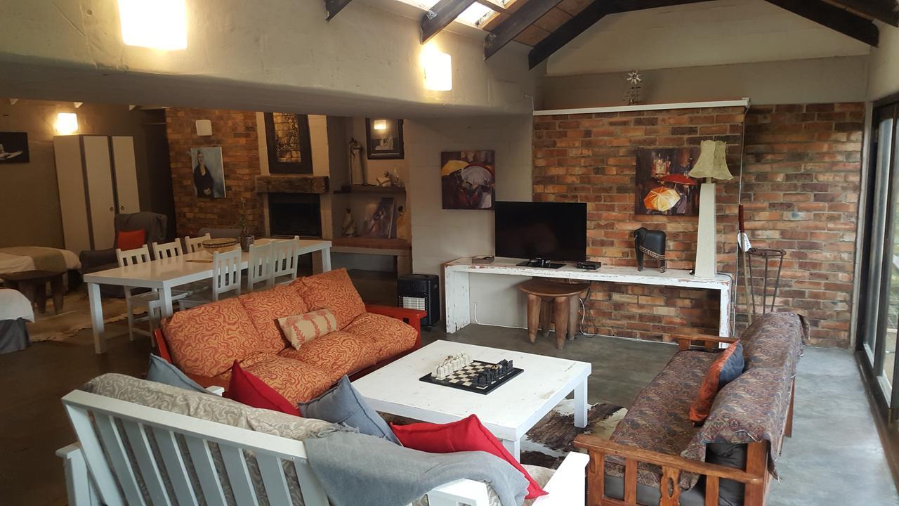 Hornbill House Self Catering Accommodation Херманус Екстериор снимка