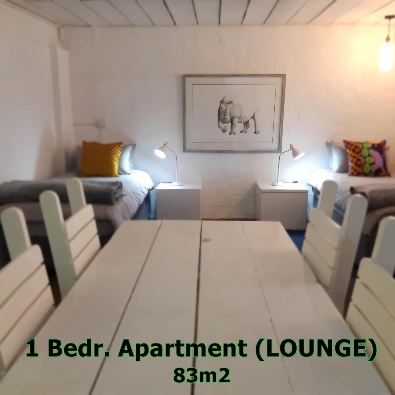 Hornbill House Self Catering Accommodation Херманус Екстериор снимка