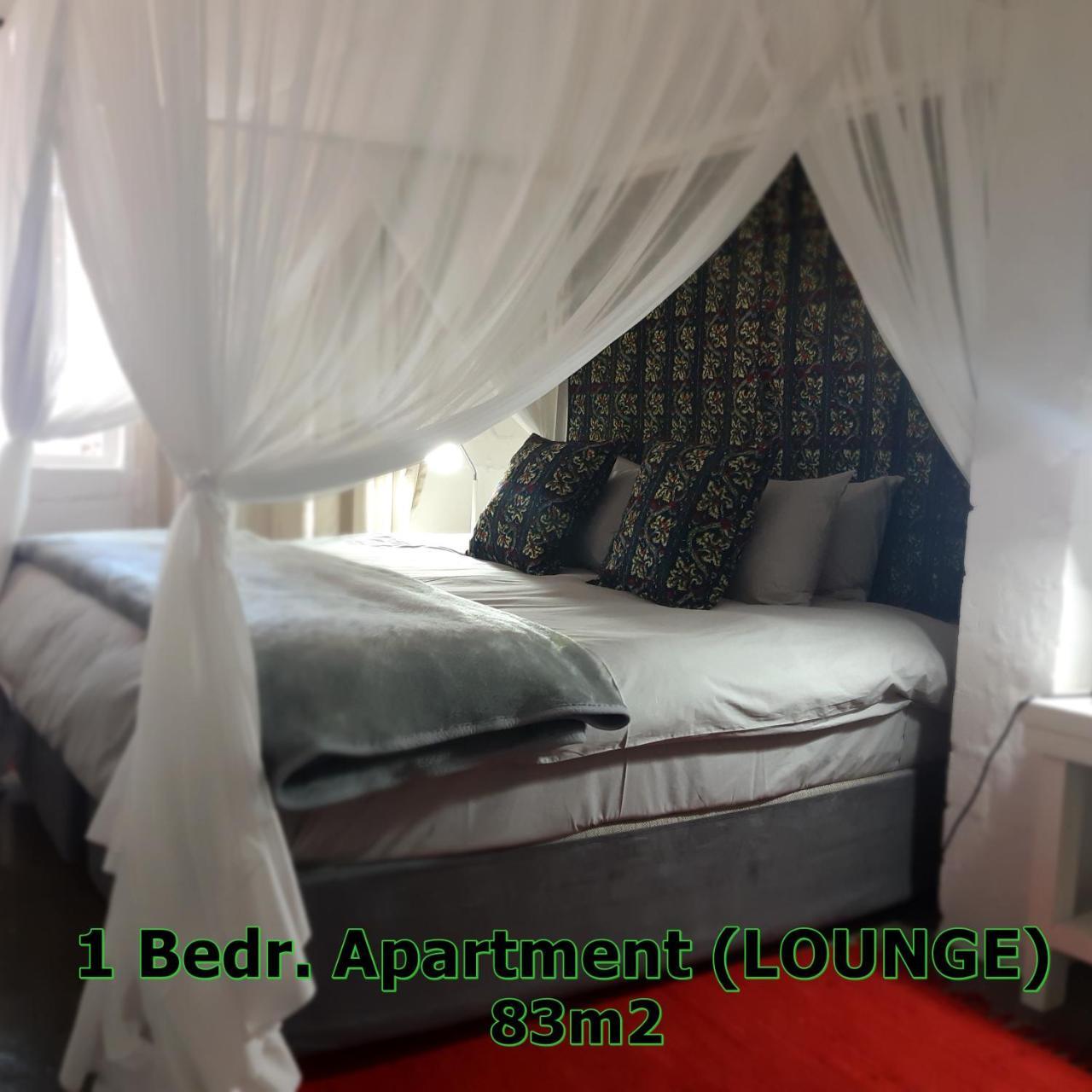 Hornbill House Self Catering Accommodation Херманус Екстериор снимка