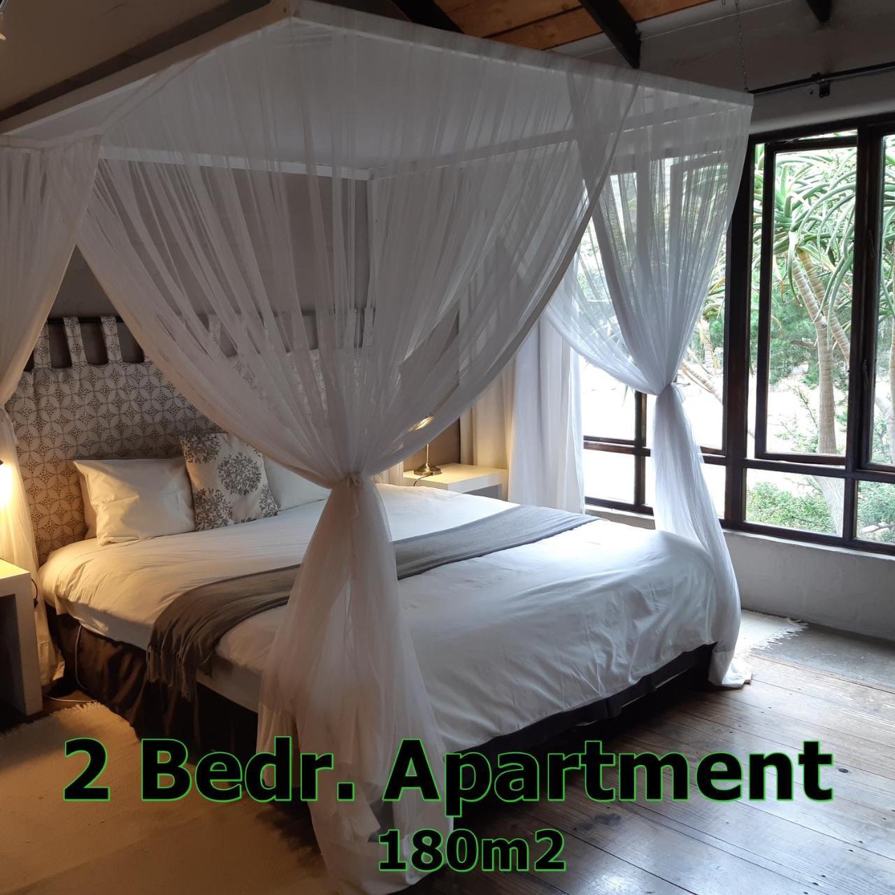 Hornbill House Self Catering Accommodation Херманус Екстериор снимка